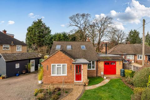 undefined, Foxlake Road, Byfleet, West Byfleet, Surrey, KT14