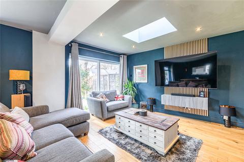 undefined, Foxlake Road, Byfleet, West Byfleet, Surrey, KT14