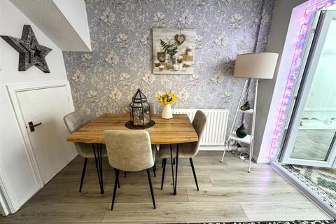 2 bedroom townhouse for sale, Turriff Road, Liverpool
