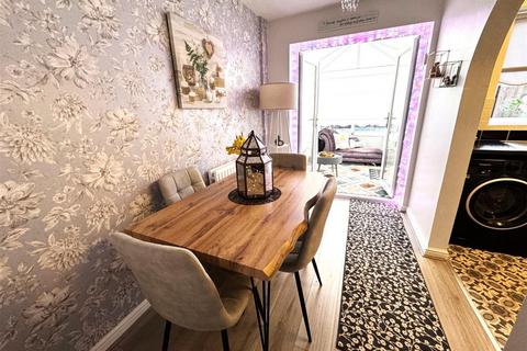 2 bedroom townhouse for sale, Turriff Road, Liverpool