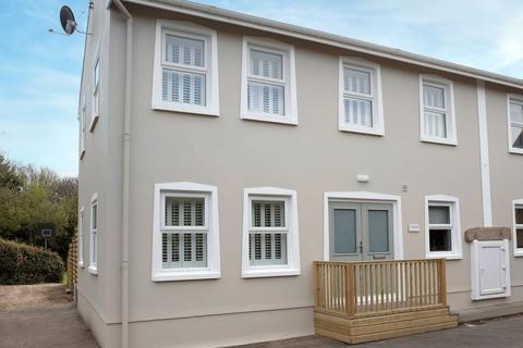 3 bedroom semi-detached house to rent, Mont a la Brune, Jersey JE3