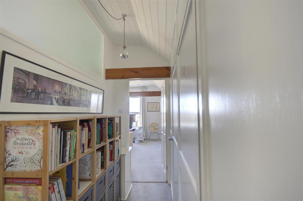 Hall3 .jpg