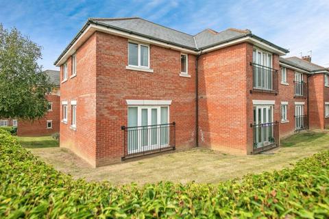 3 bedroom duplex to rent, Ratcliffe Court, COLCHESTER