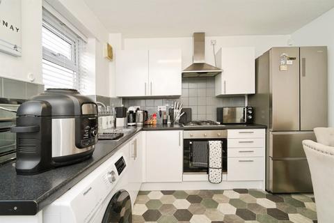 2 bedroom semi-detached house for sale, North Royds Wood, BARNSLEY