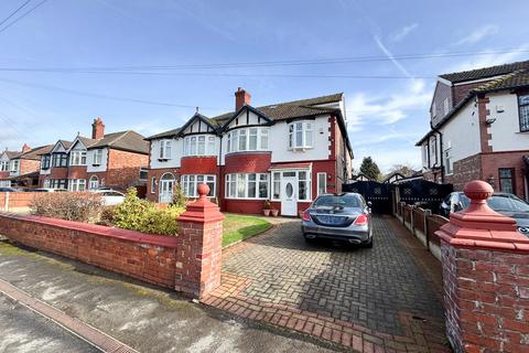 Seymour Grove, Trafford