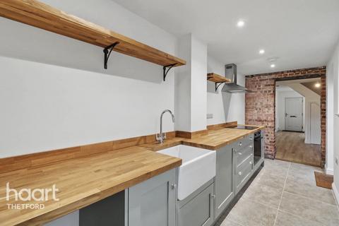 2 bedroom terraced house for sale, Castle Street, Thetford