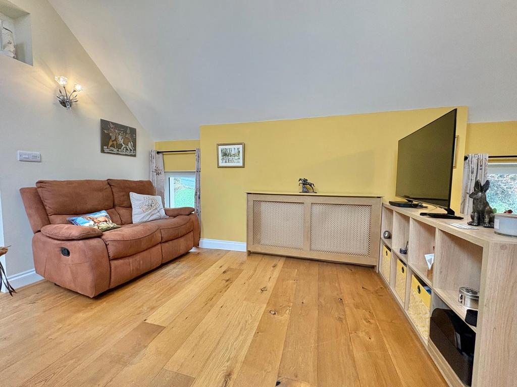 Kitchen / Living Room