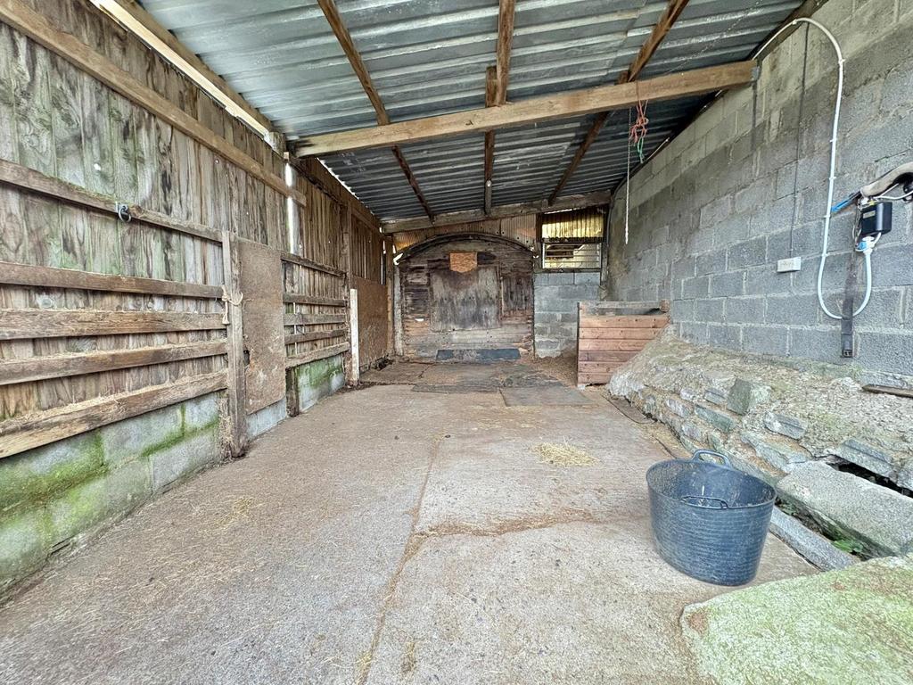 Foaling Box/ Wash Box