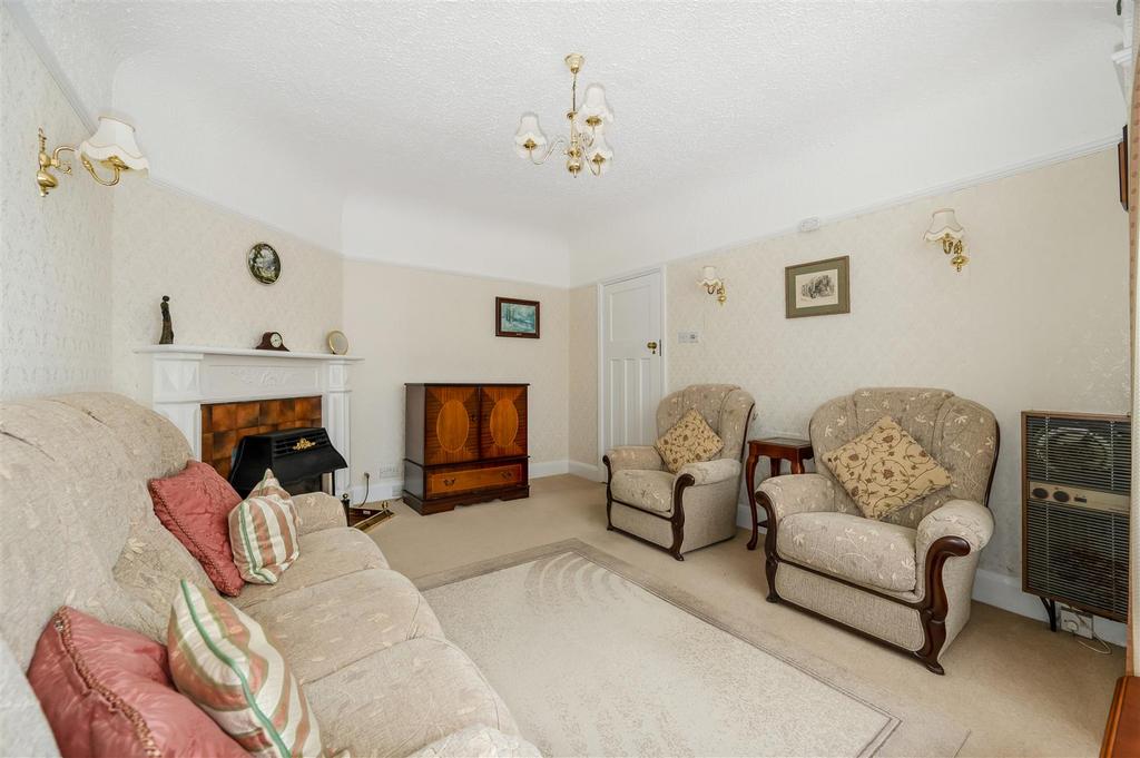 Living Room.jpg