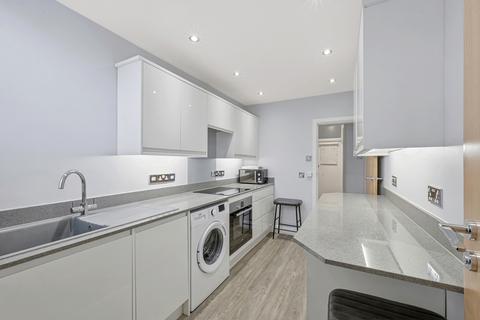 1 bedroom apartment to rent, Kingswood Road, London SW19