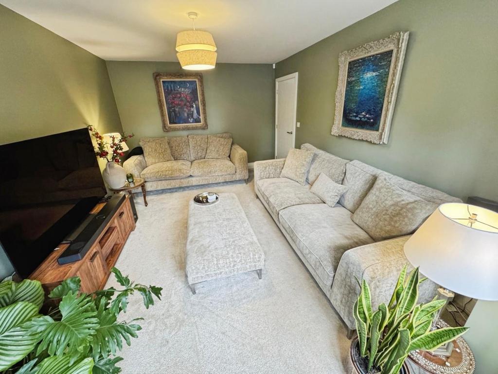 Living Room.jpeg
