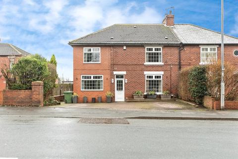 4 bedroom semi-detached house for sale, Barnsley Road, Hemsworth, Pontefract