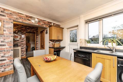 4 bedroom semi-detached house for sale, Barnsley Road, Hemsworth, Pontefract