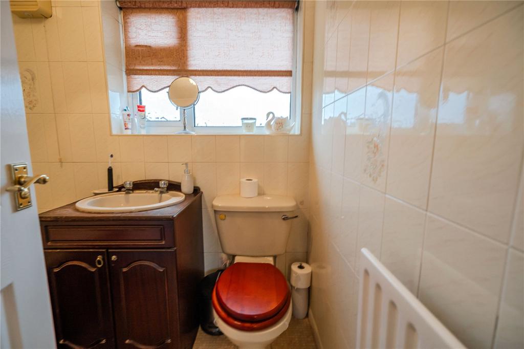 Bathroom (2)