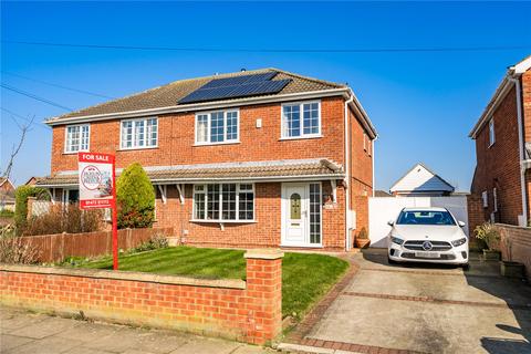 3 bedroom semi-detached house for sale, Oakwood Drive, Grimsby, Lincolnshire, DN37