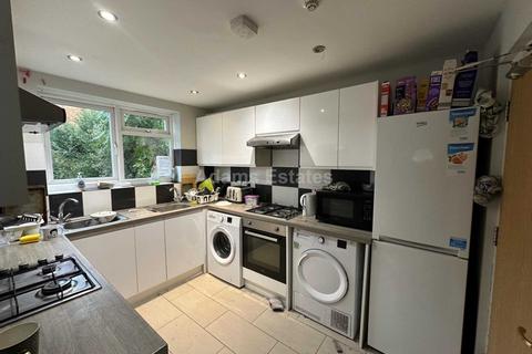 undefined, Palmer Park Avenue, Reading