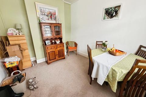 2 bedroom end of terrace house for sale, Leek Road, Staffordshire ST1