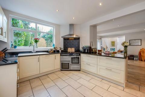 4 bedroom detached house for sale, Greenway Lane, Buriton, Petersfield, Hampshire