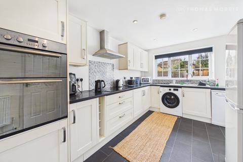 undefined, High Street, St. Neots PE19