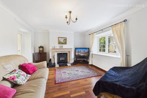 undefined, High Street, St. Neots PE19