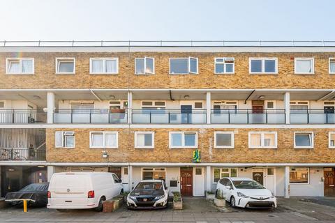 Cleveland Way, Stepney, London, E1