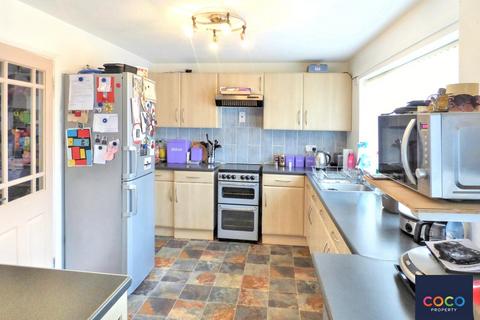 3 bedroom semi-detached house to rent, Portland, Dorset DT5