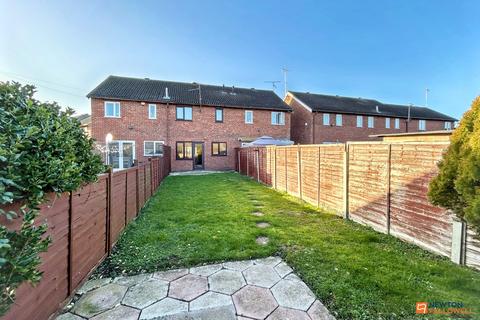 3 bedroom terraced house to rent, Campbell Drive, Gunthorpe, Peterborough, PE4