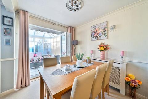 undefined, Queens Crescent,  Clanfield,  Bampton,  Oxfordshire,  OX18