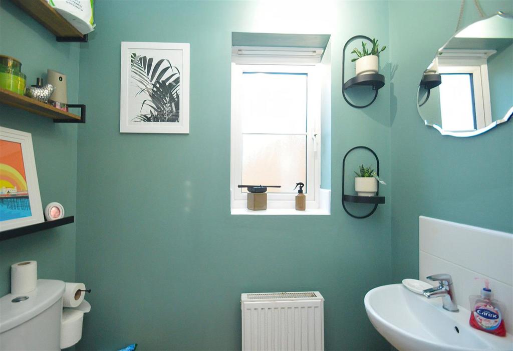 Cloakroom wc