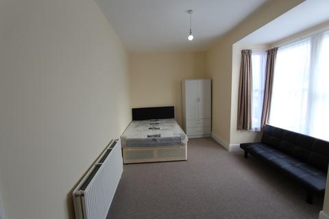undefined, Barking Road, East Ham, E6