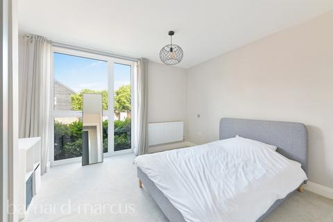 undefined, East Street, Epsom