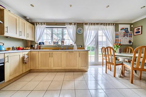 5 bedroom detached house for sale, Conifer Drive, Tilehurst, Reading