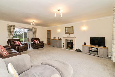4 bedroom detached bungalow for sale, Green Lane, Kessingland, Lowestoft