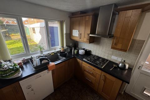 3 bedroom house to rent, Hobkirk Drive, Sinfin, DE24