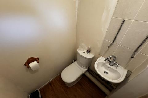3 bedroom house to rent, Hobkirk Drive, Sinfin, DE24