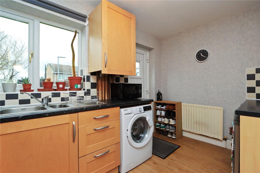 Kitchen Pic 2