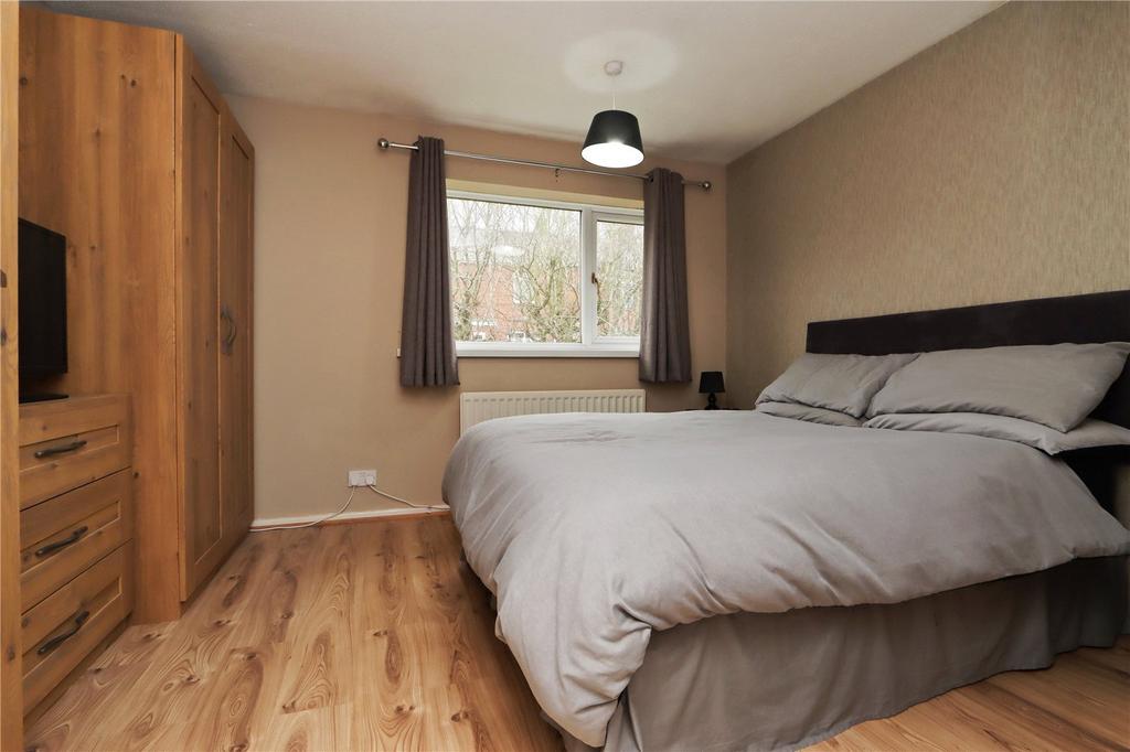 Bedroom 1 Pic 1