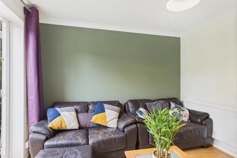 6 bedroom detached house to rent, Braithwait Close, NORWICH