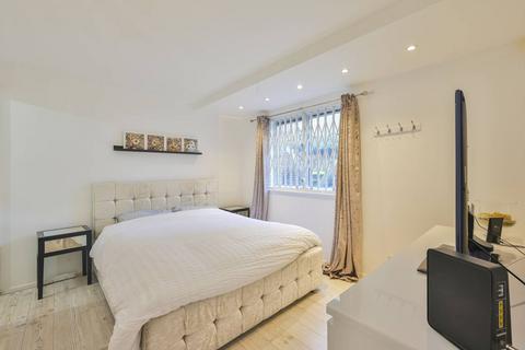 1 bedroom flat to rent, Stadium Street, Chelsea, London, SW10