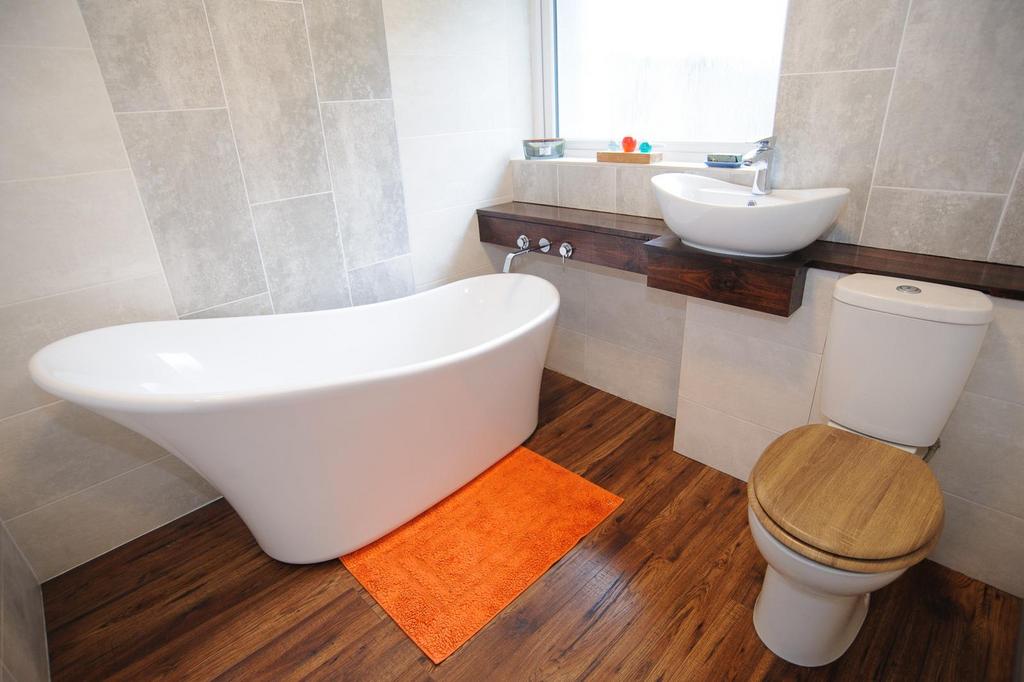 Family Bathoom