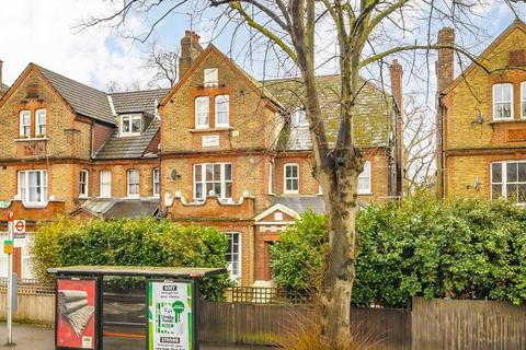 2 bedroom flat for sale, Thornton Avenue, London SW2