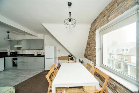 4 bedroom house for sale, Susans Road, Eastbourne