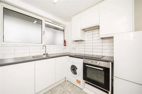 2 bedroom flat for sale, Smithy Street, London E1