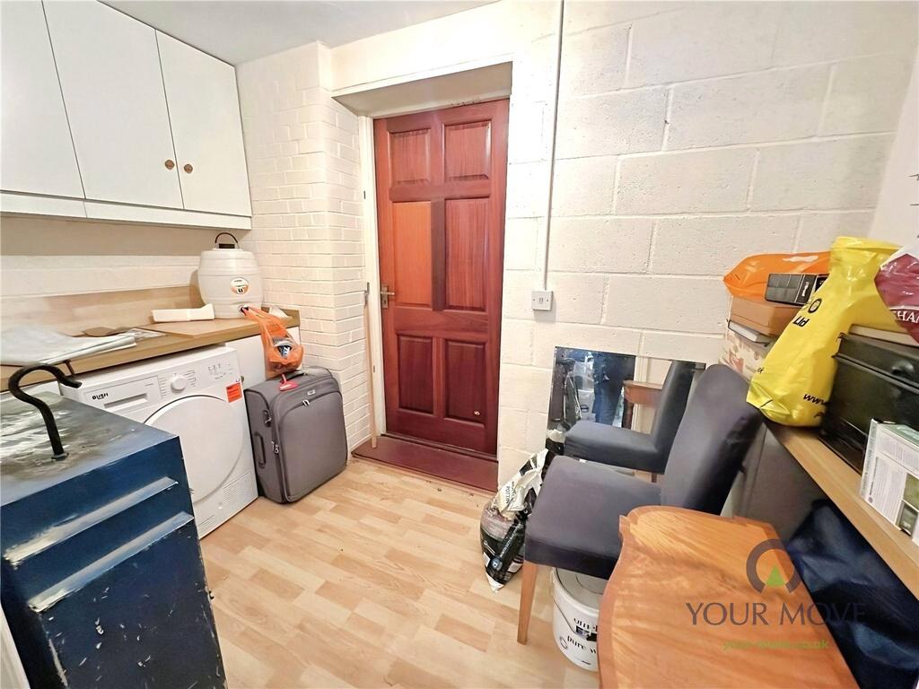 Garage Utility Room