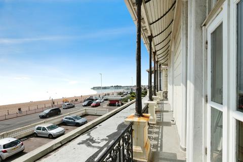 2 bedroom flat for sale, Robertson Terrace, Hastings