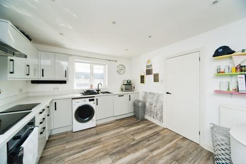 4 bedroom detached house for sale, Rye Road, Hastings