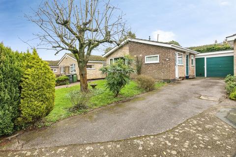 2 bedroom detached bungalow for sale, Pennyfields, Bungay
