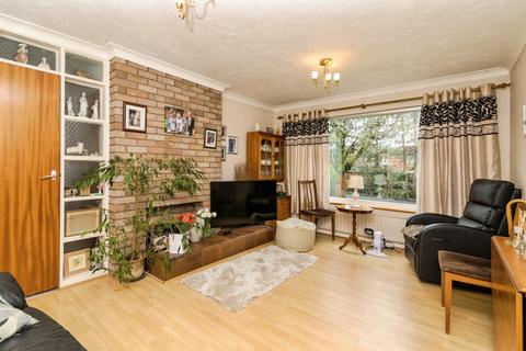 2 bedroom detached bungalow for sale, Pennyfields, Bungay