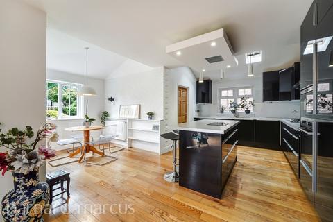 undefined, Maria Theresa Close, New Malden