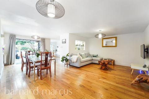 undefined, Maria Theresa Close, New Malden